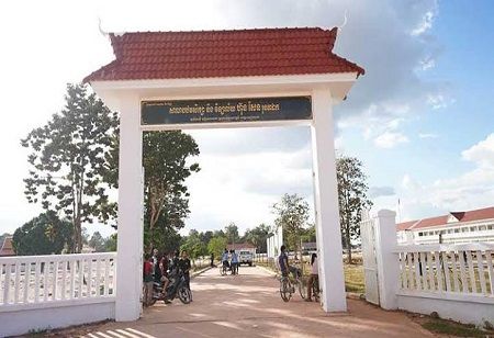 MoEYS Reviews Partnership Progress at Run Ta Ek School