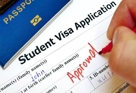 Australia's Education Leaders Call to Slash Visa Fees for Short-Term Students
