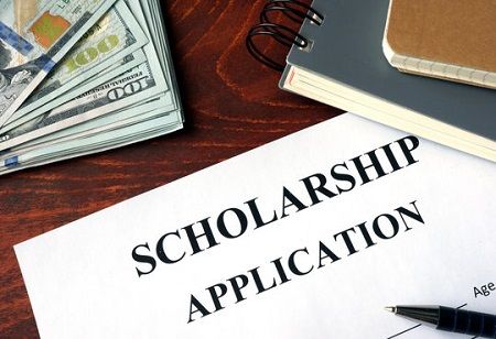 10 Top Scholarships Helping Asian Students Achieve Academic Excellence