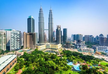 Malaysia's Universities Soar Globally, Attracting Students from 160+ Countries