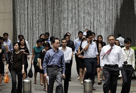 Singapore Employers to Increase Hiring in Q4 Despite Weaker Sentiment