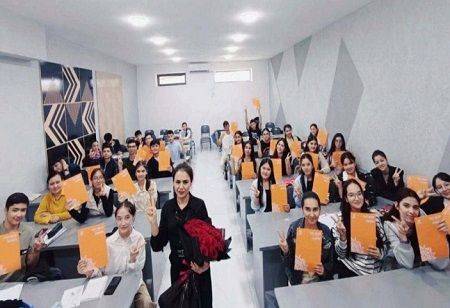 Uzbek Teachers Highlight Growing Interest in English and Other Foreign Languages
