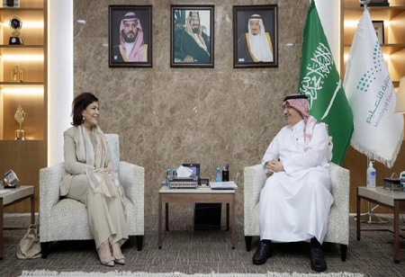 Saudi Arabia education minister meets Canadian, Iraqi ambassadors