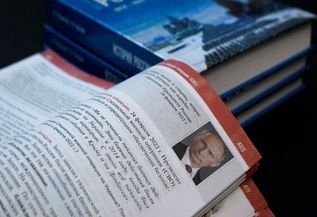 Russia to Create Russian Language Textbook for Migrant Children
